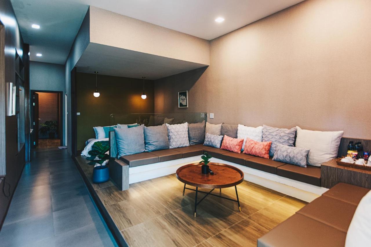 Tamsabai Hotel Nakhon Sawan Ngoại thất bức ảnh